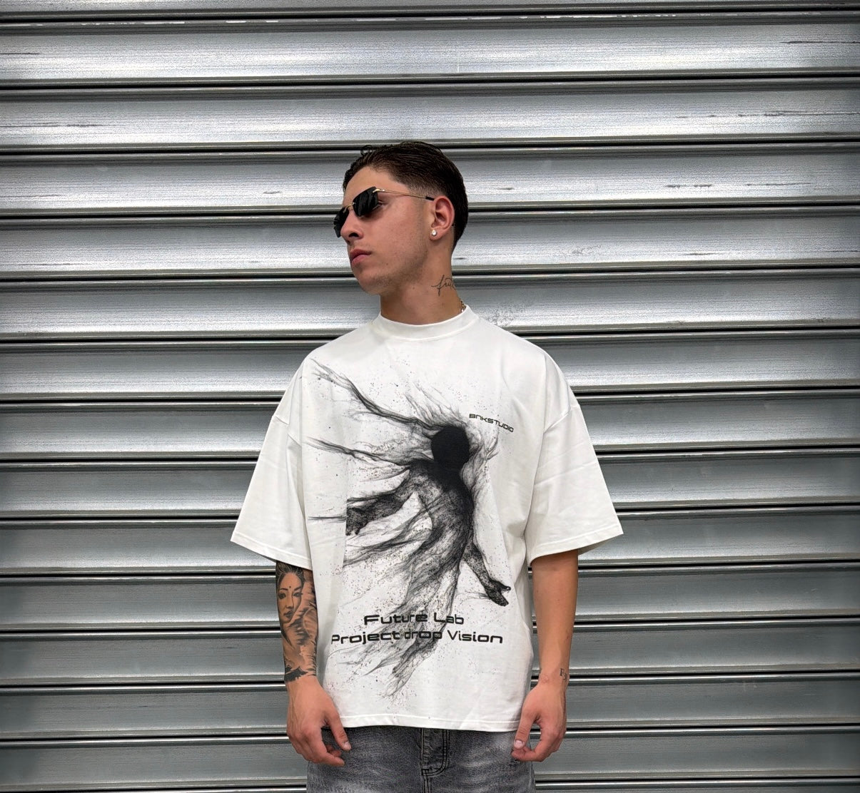 T-shirt Over Vision