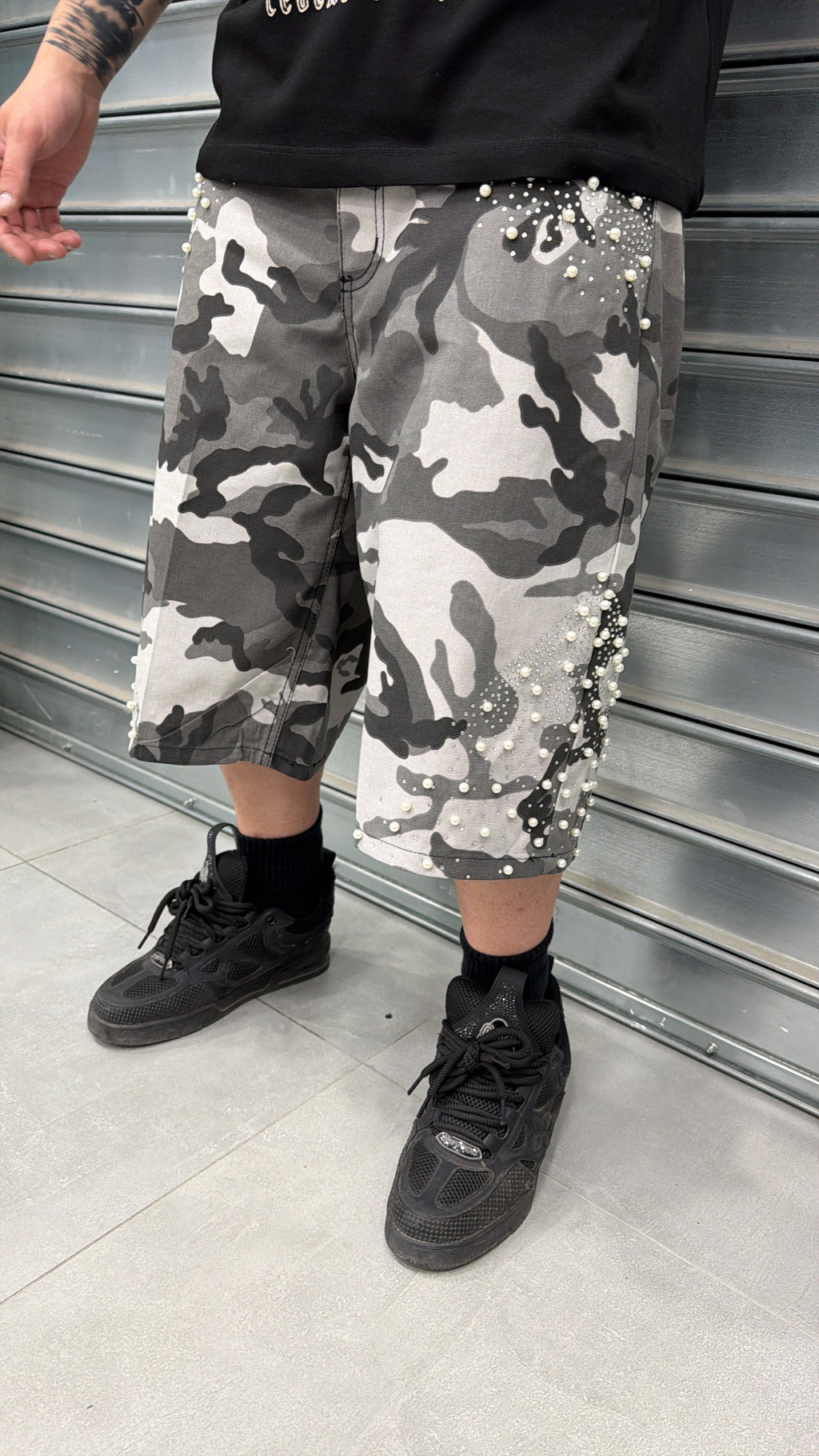 Shorts mod. Pap*r Mon*y