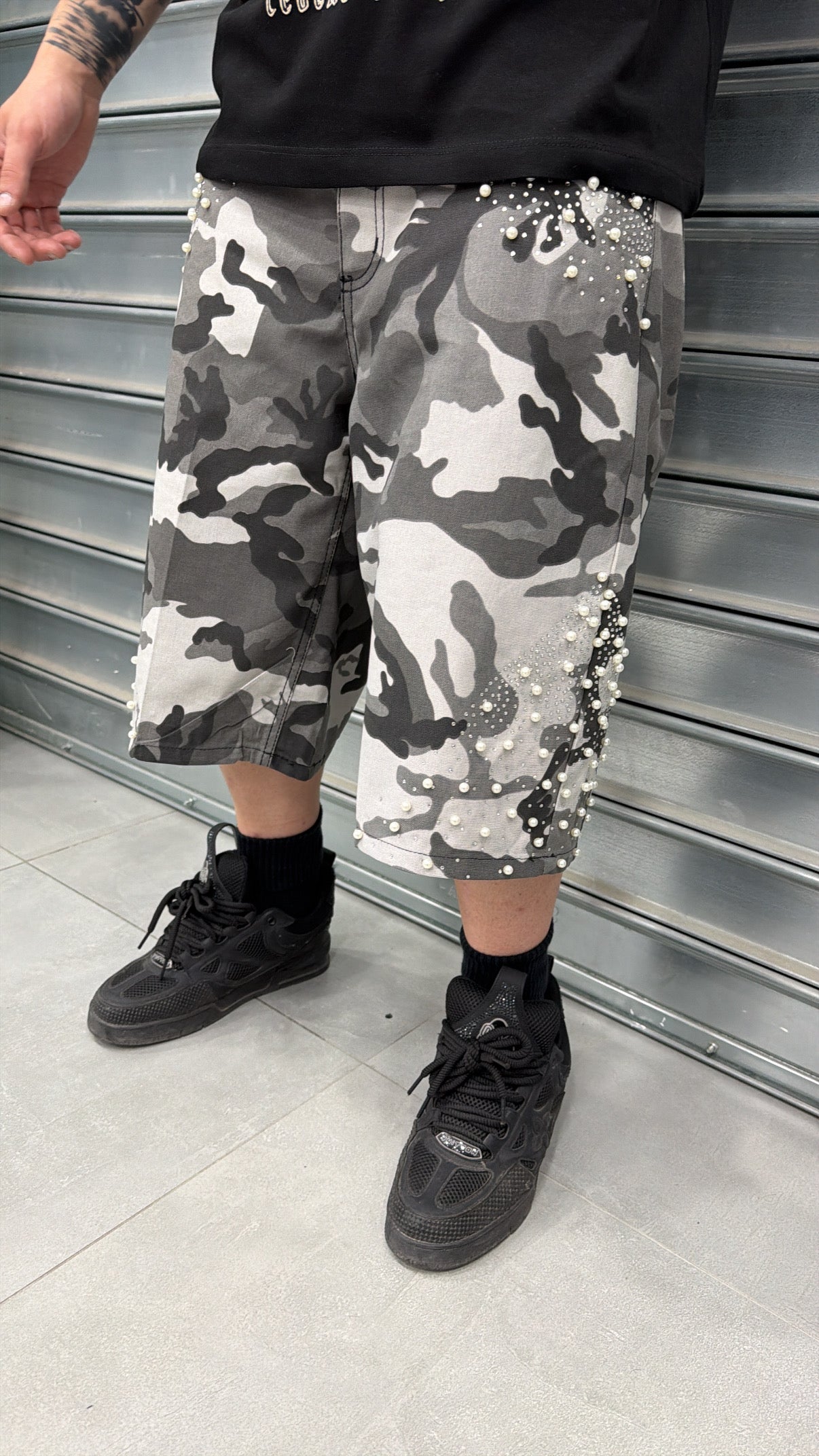 Shorts mod. Pap*r Mon*y