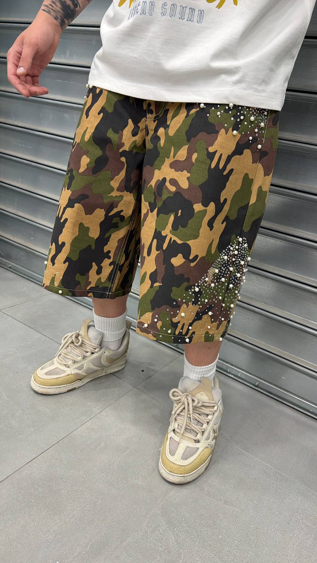 Shorts mod. Pap*r Mon*y