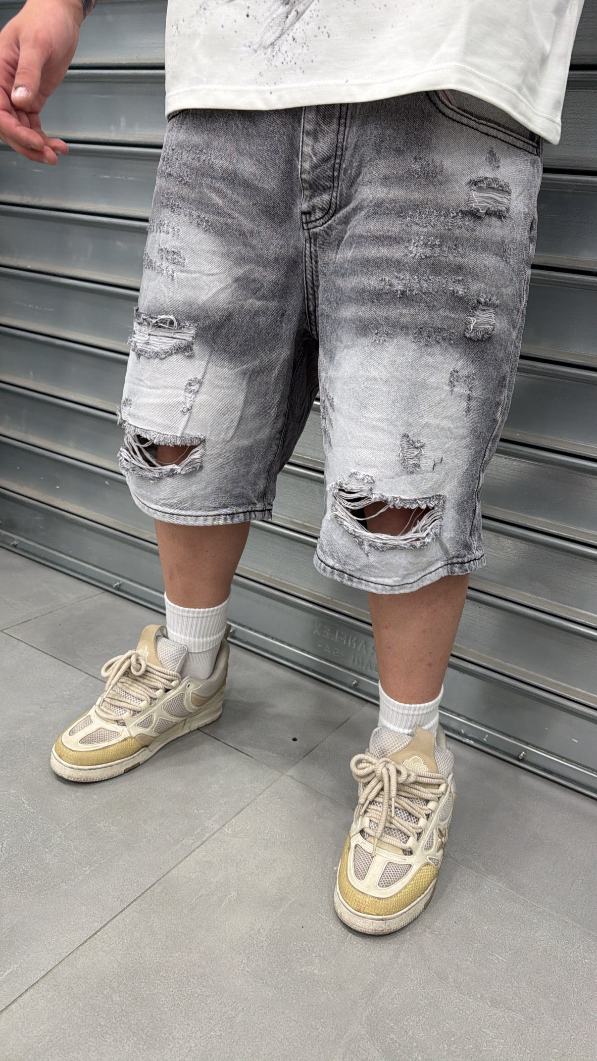 Shorts destroyed grigio